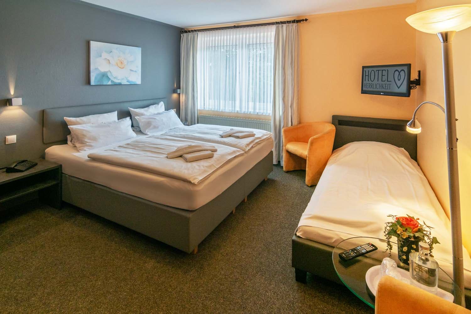Dreibettzimmer